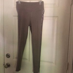 Lady work out tights with animal print on the side